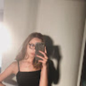 Meet your Posher, Julianna